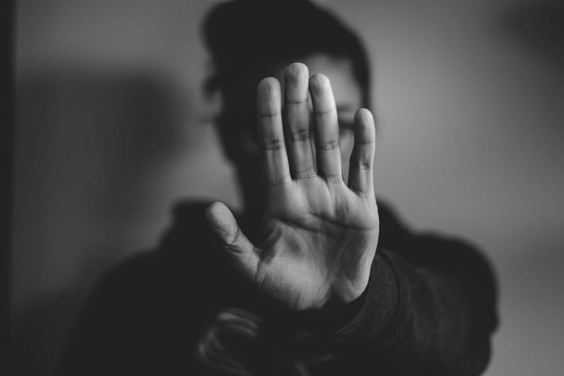 stop zeggen tegen belemmerende overtuigingen